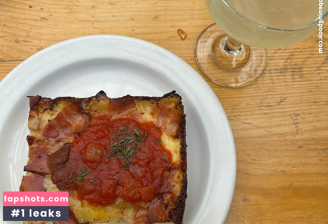 Grace Baker gallery photo #10