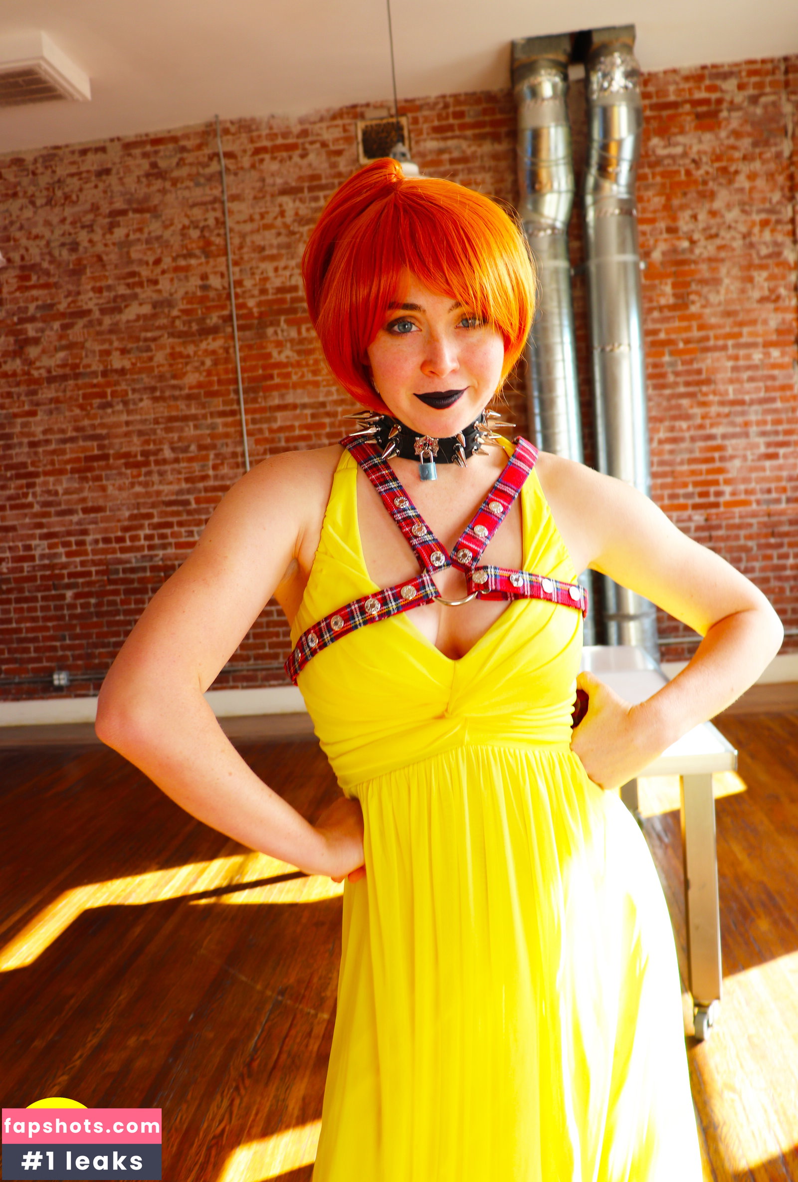 Grace Charis gallery photo #3531