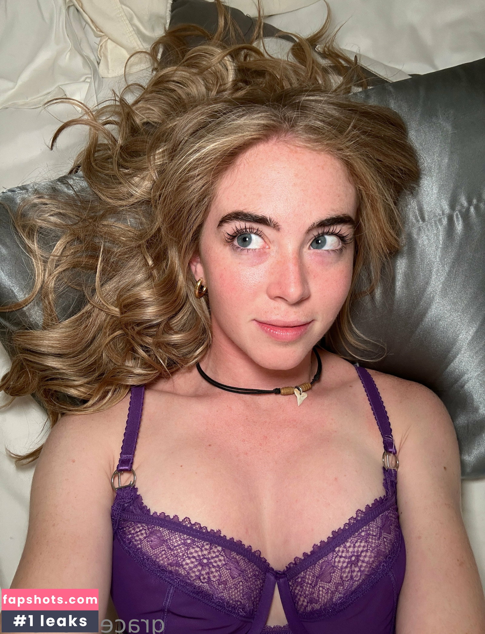 Grace Charis gallery photo #321