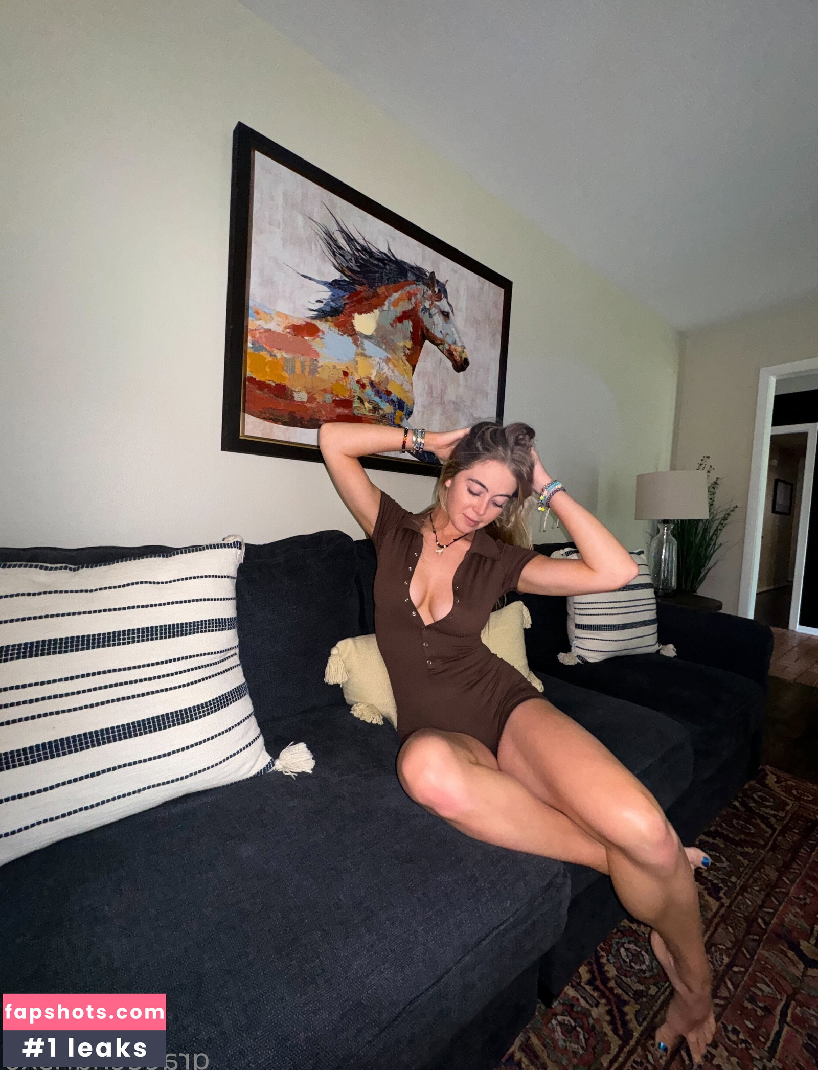 Grace Charis gallery photo #2301