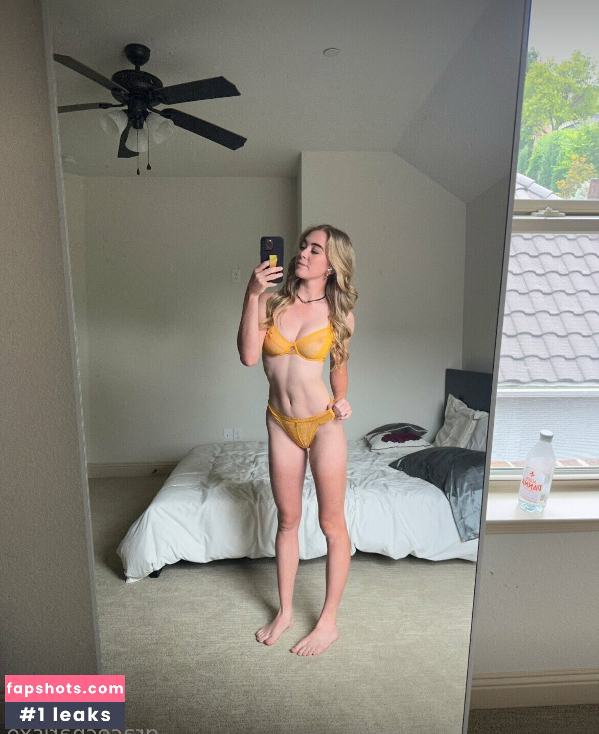 Grace Charis gallery photo #5596
