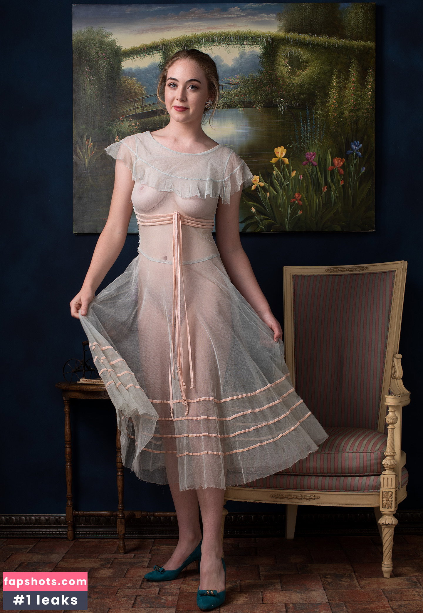 Grace Charis gallery photo #2250
