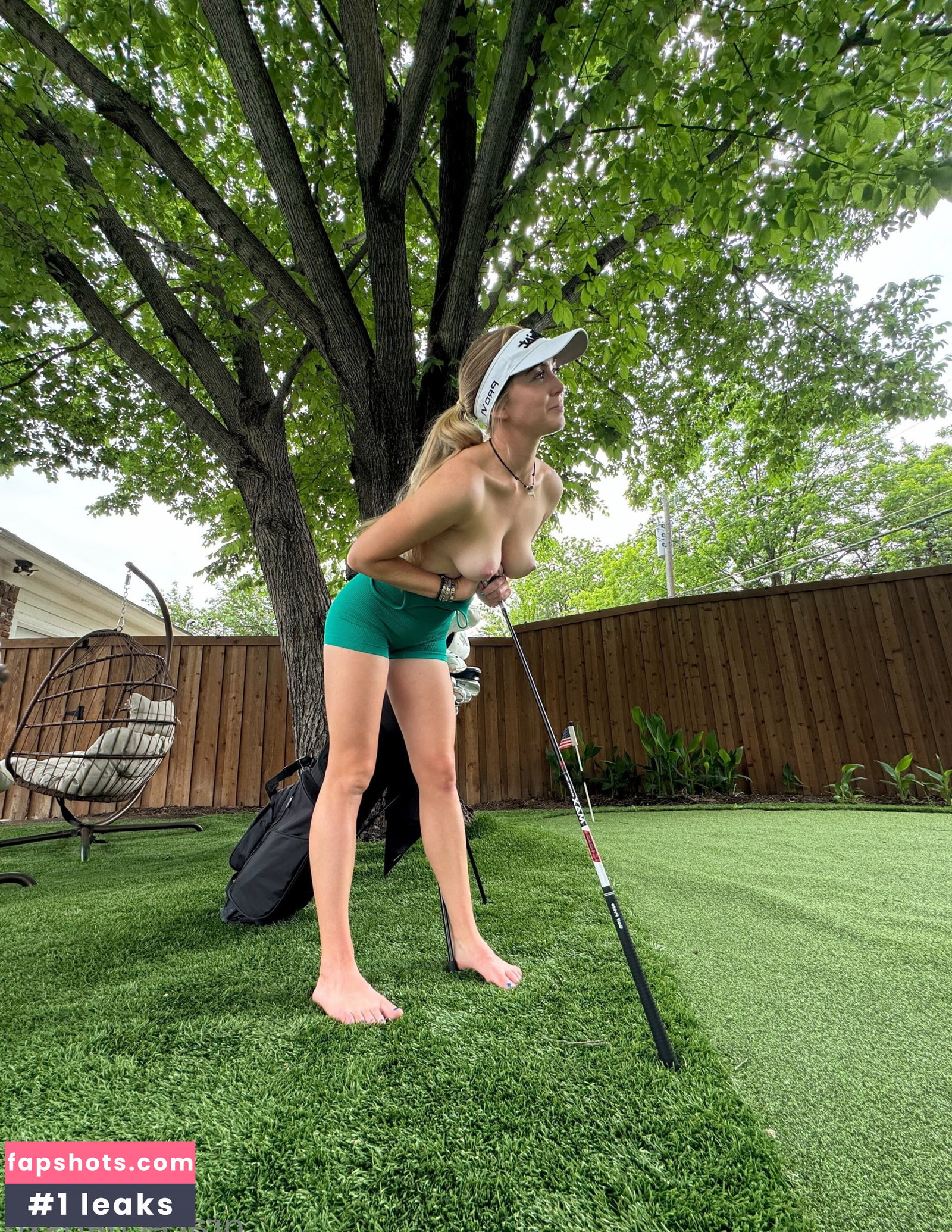 Grace Charis gallery photo #991