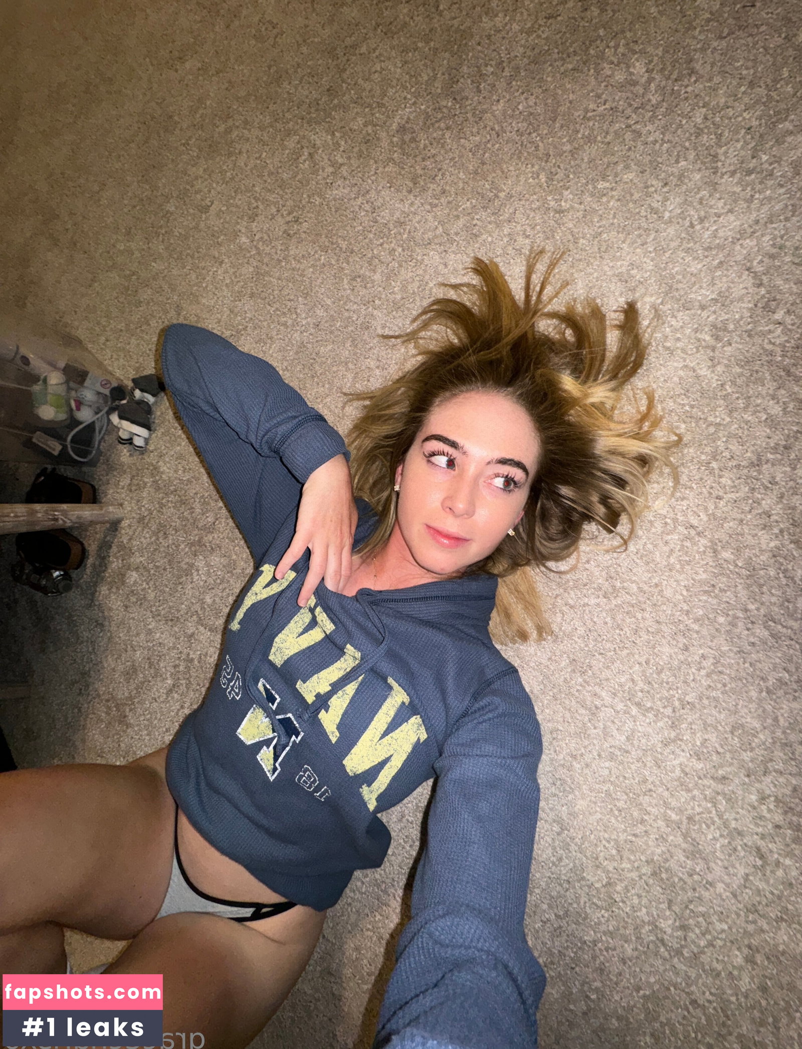 Grace Charis gallery photo #2880