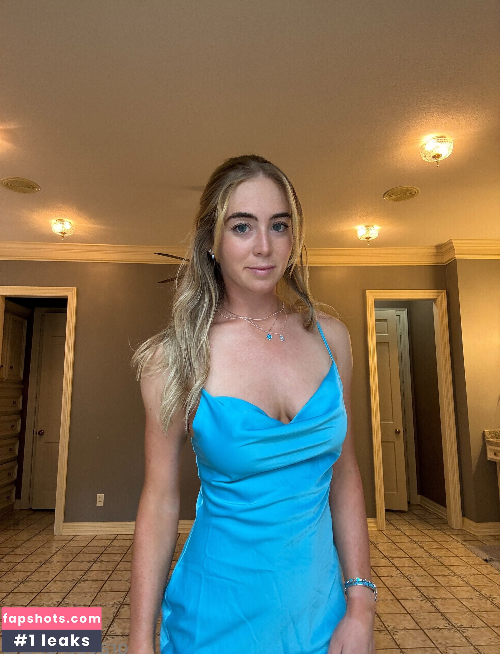 Grace Charis gallery photo #655