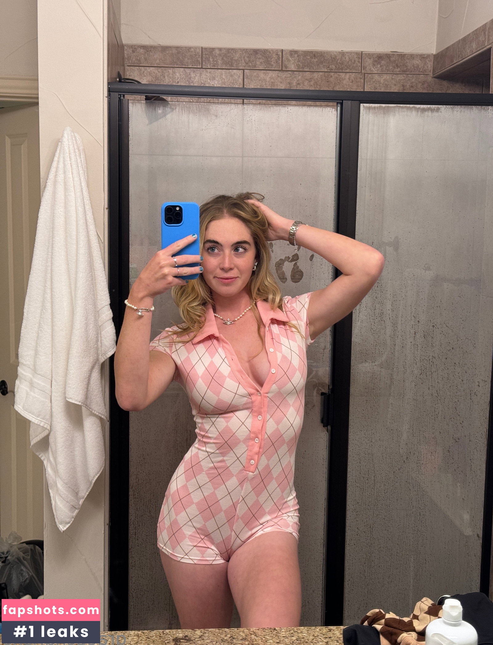 Grace Charis gallery photo #3999