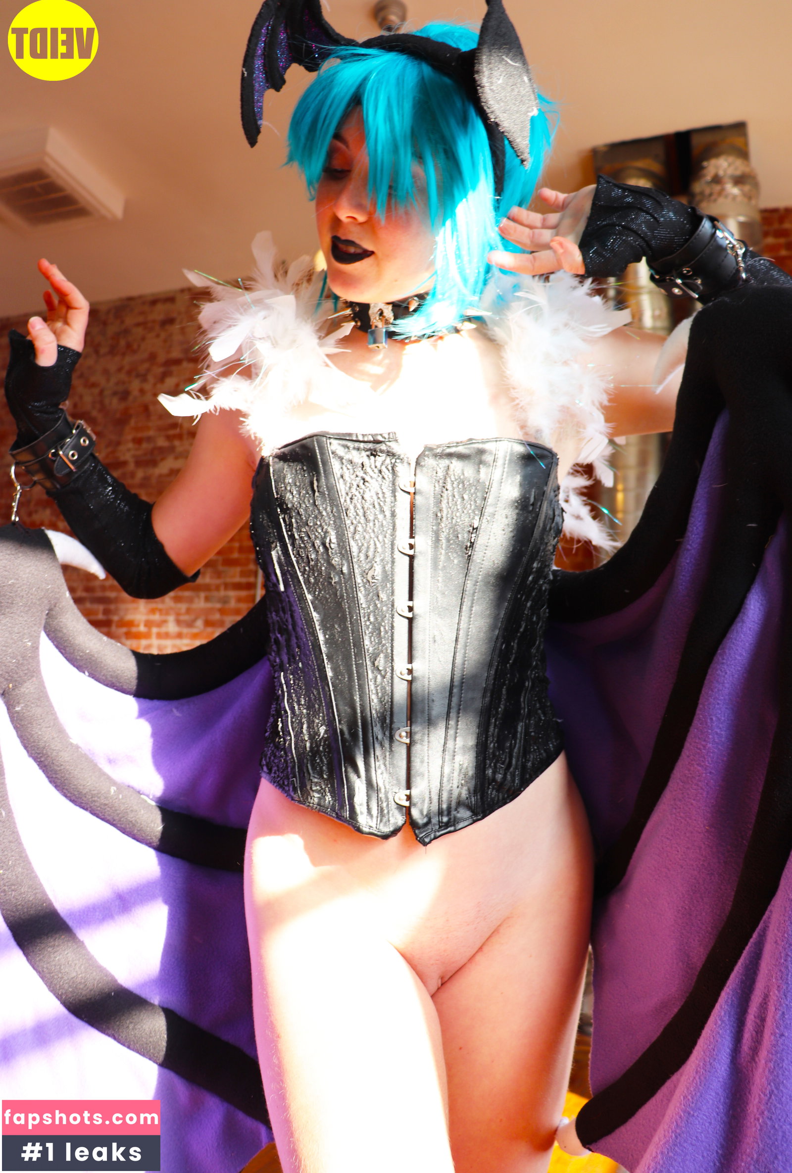 Grace Charis gallery photo #2228