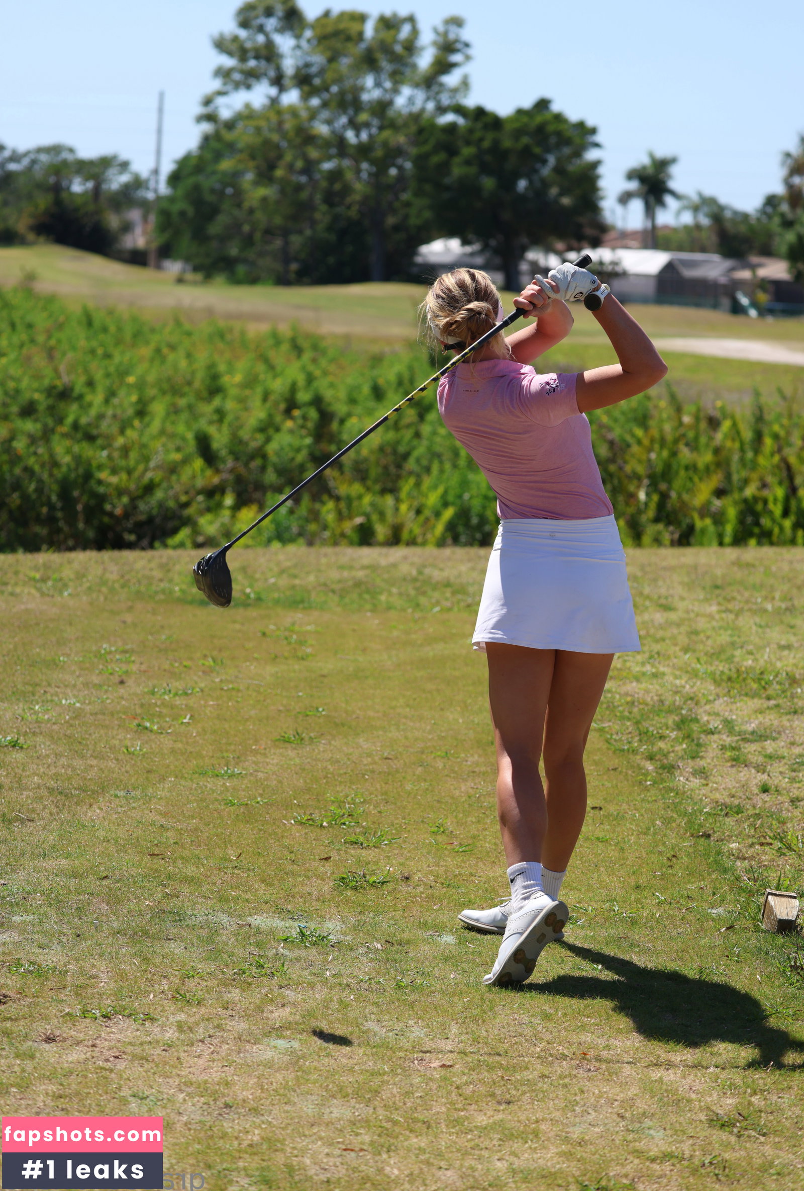 Grace Charis gallery photo #2814