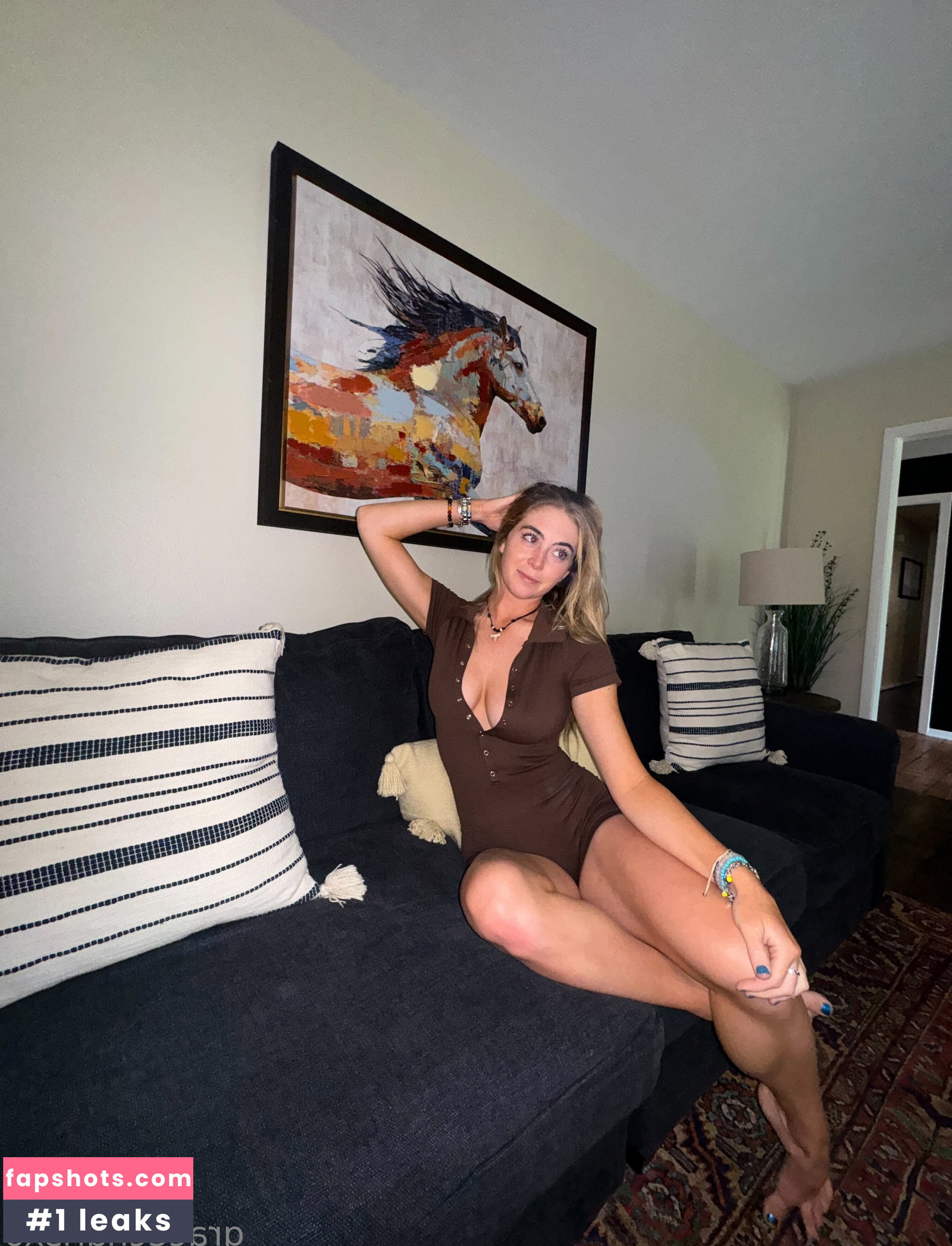 Grace Charis gallery photo #933