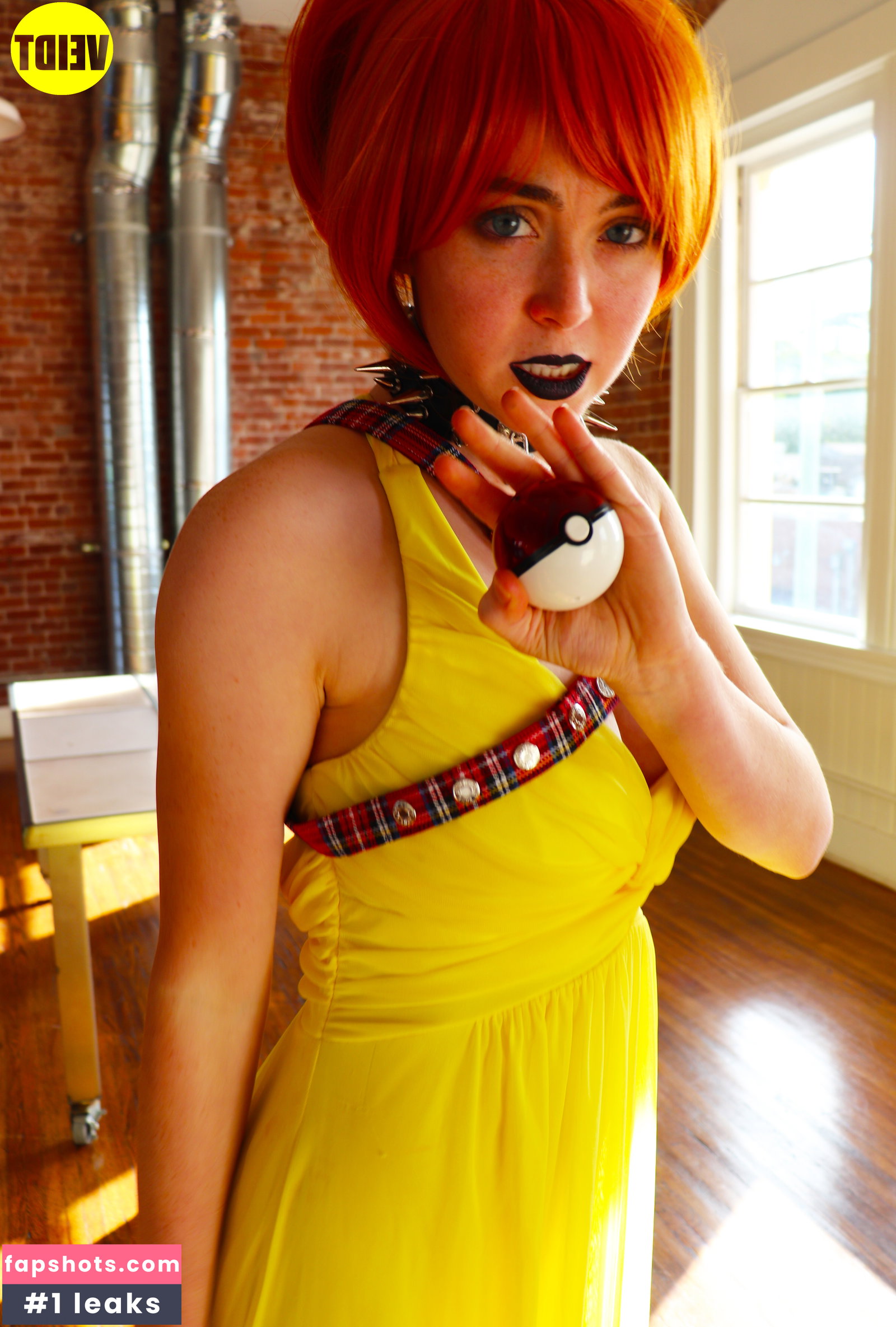 Grace Charis gallery photo #115
