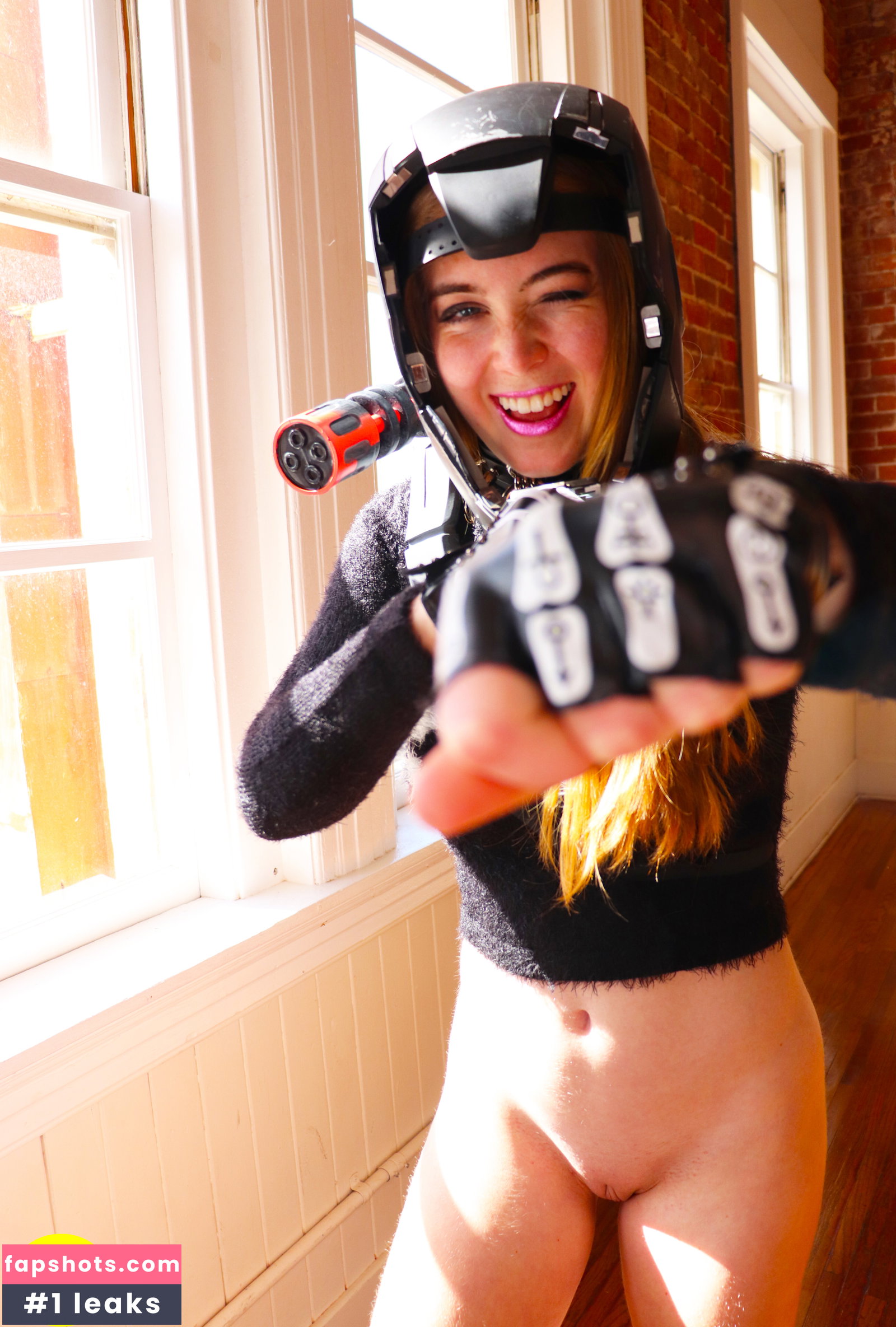 Grace Charis gallery photo #196
