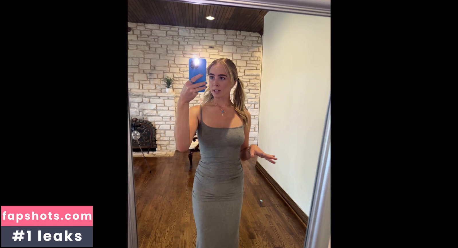 Grace Charis gallery photo #4201