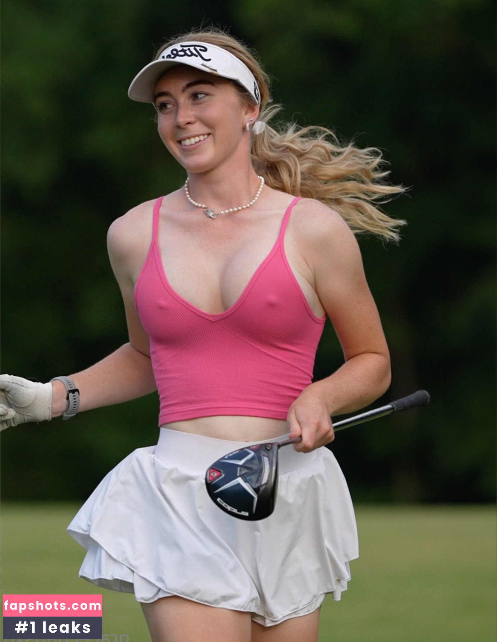 Grace Charis gallery photo #4366