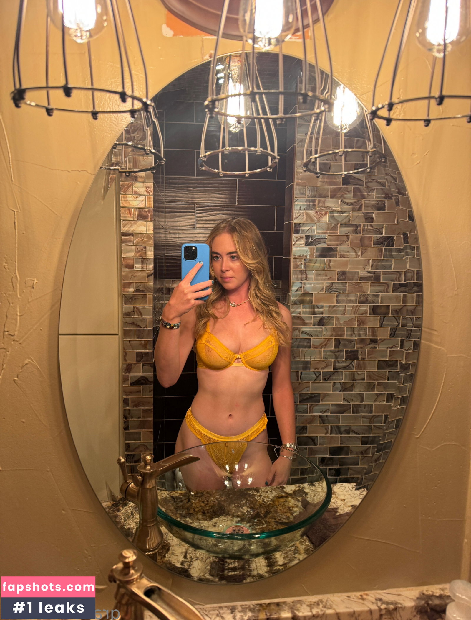 Grace Charis gallery photo #6672