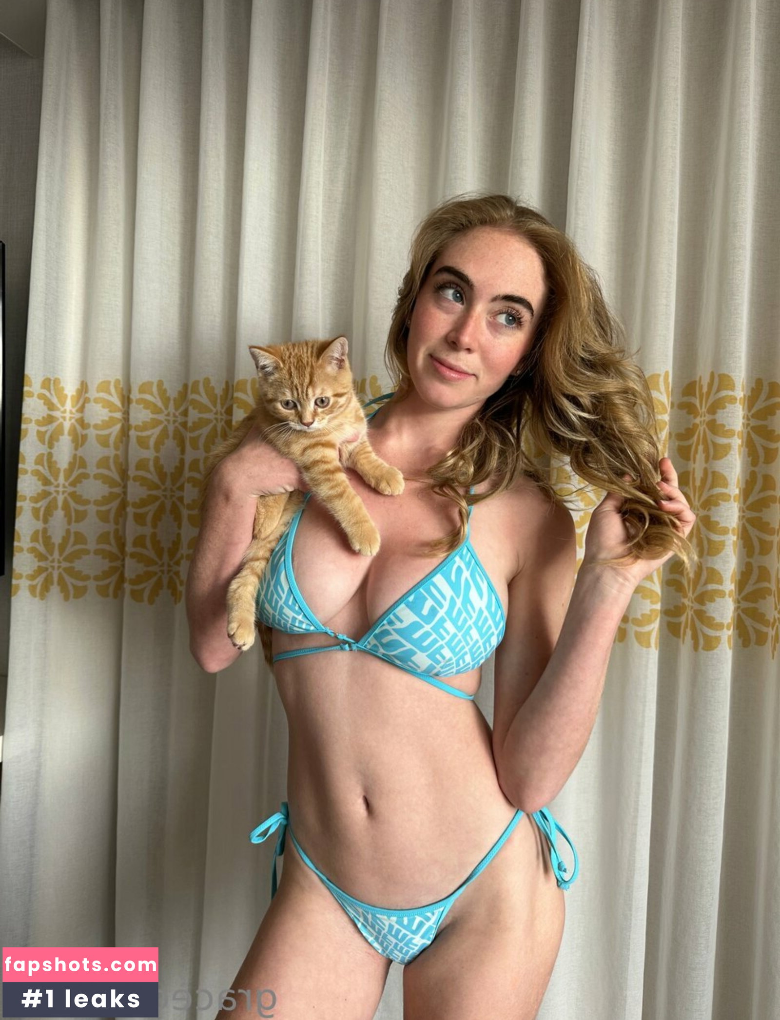 Grace Charis gallery photo #3936
