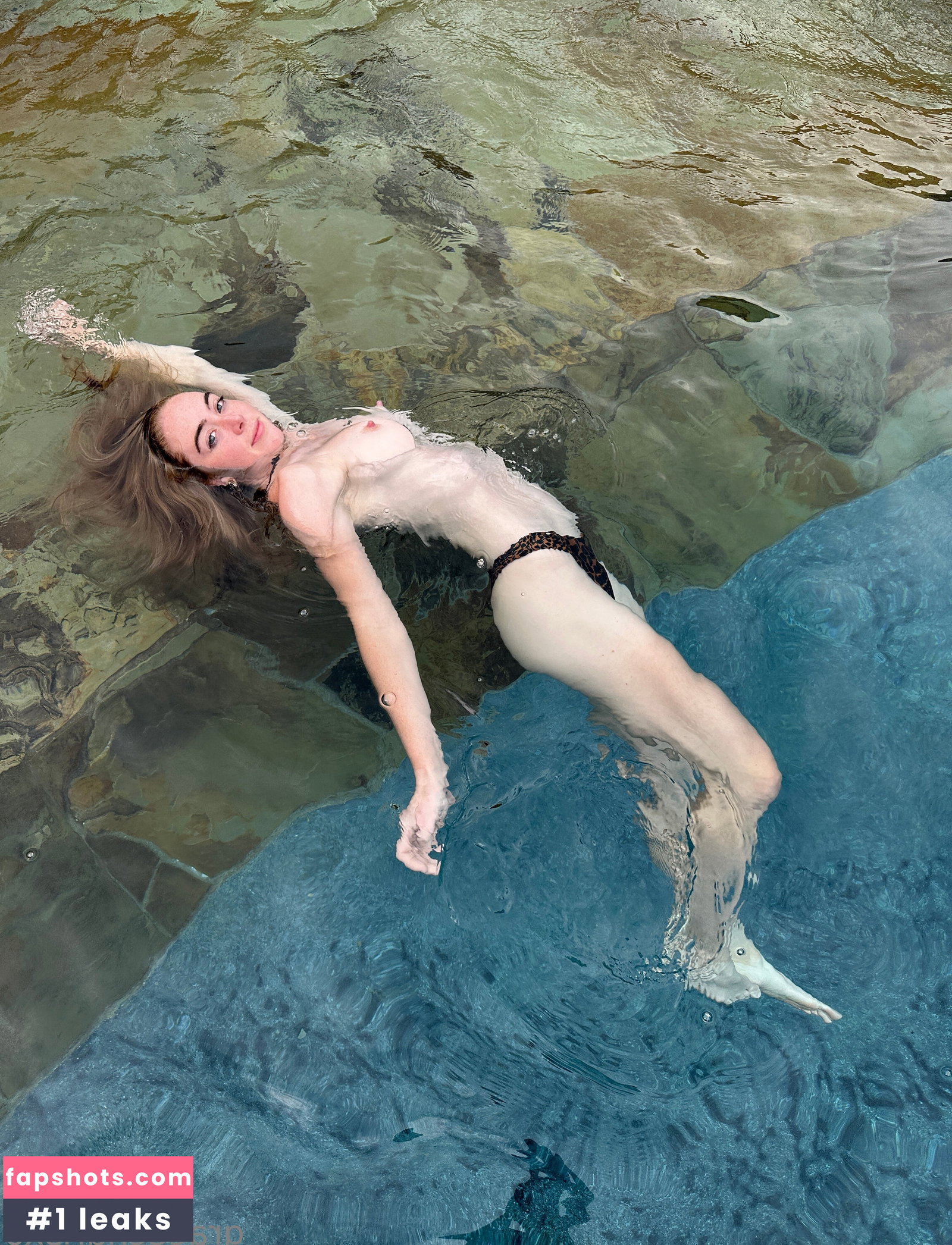 Grace Charis gallery photo #1526