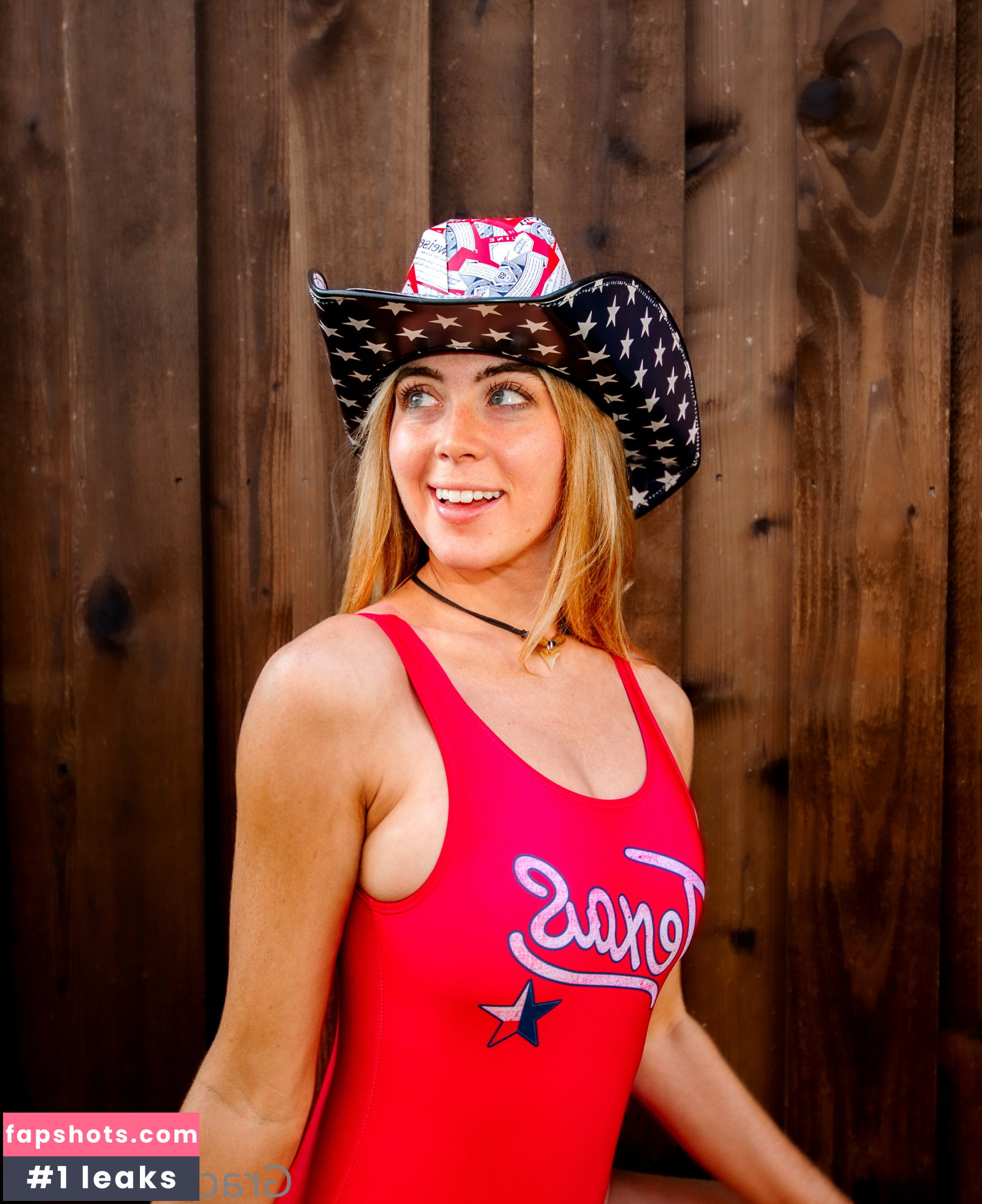 Grace Charis gallery photo #5069