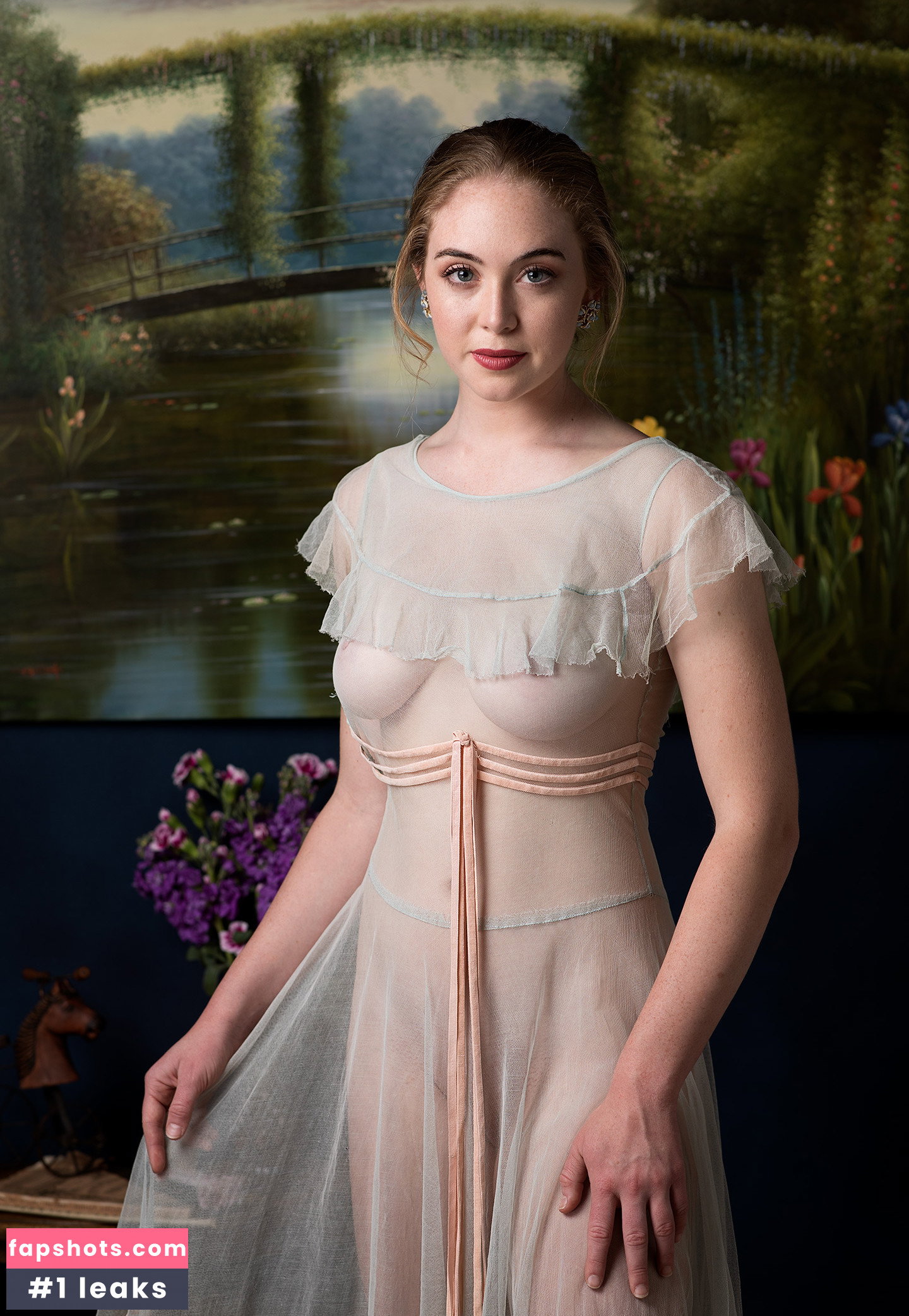 Grace Charis gallery photo #6115