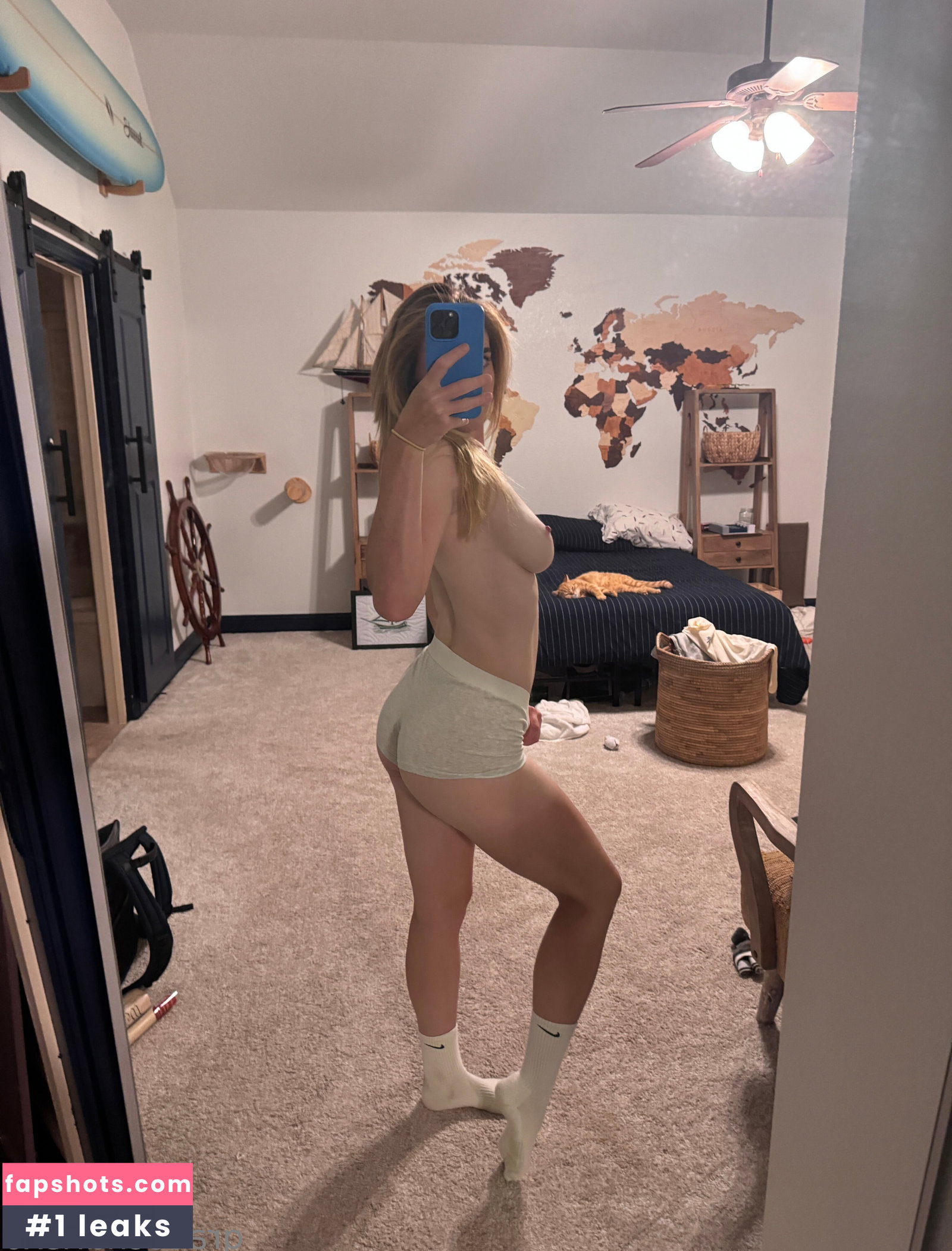 Grace Charis gallery photo #5041