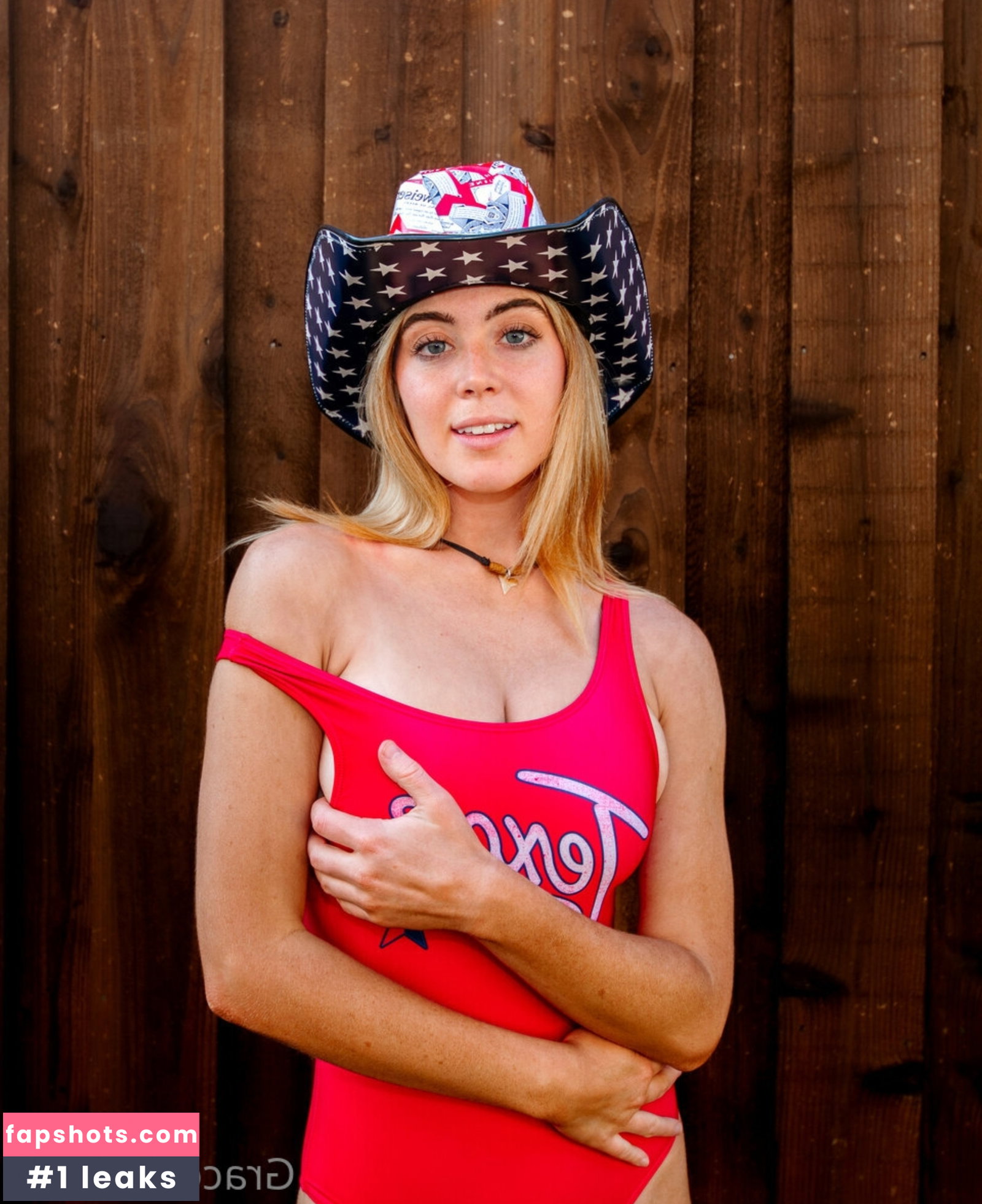 Grace Charis gallery photo #6727
