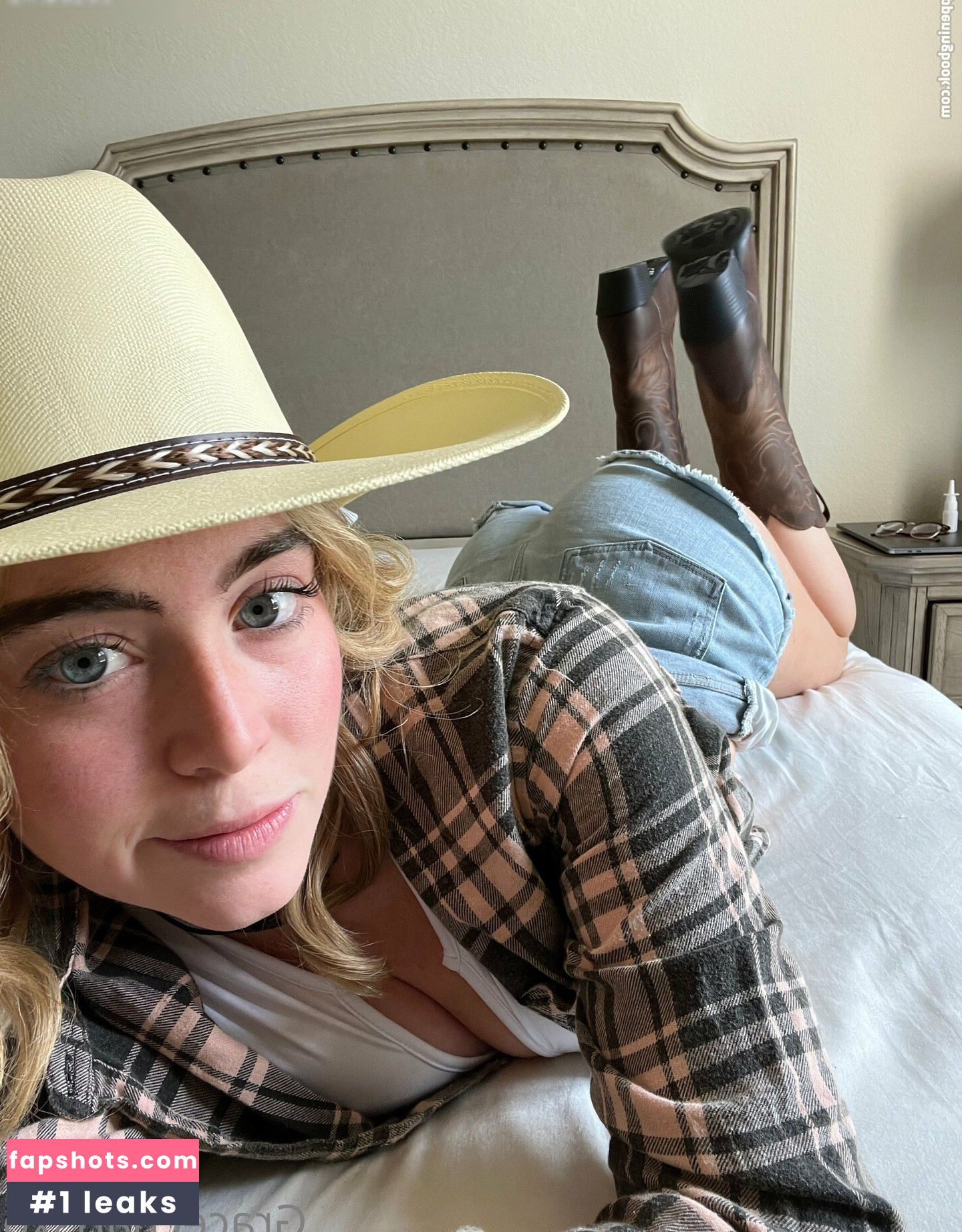 Grace Charis Nude Leaks OnlyFans Photos #133 - LeakJerk