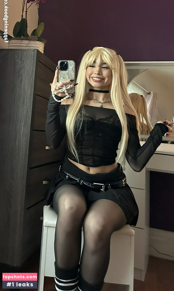 Grace Garcia gallery photo #4