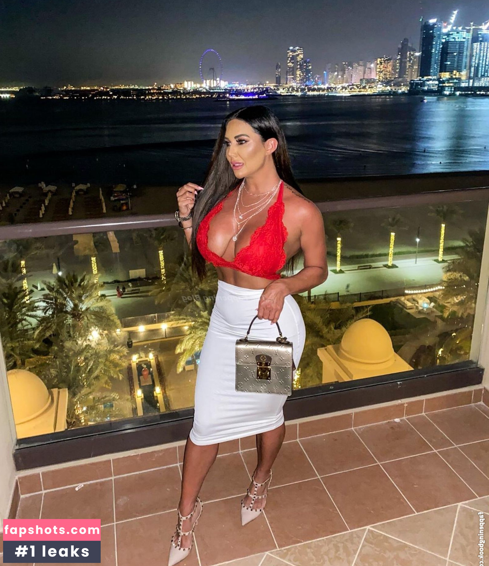 Grace J Teal gallery photo #13