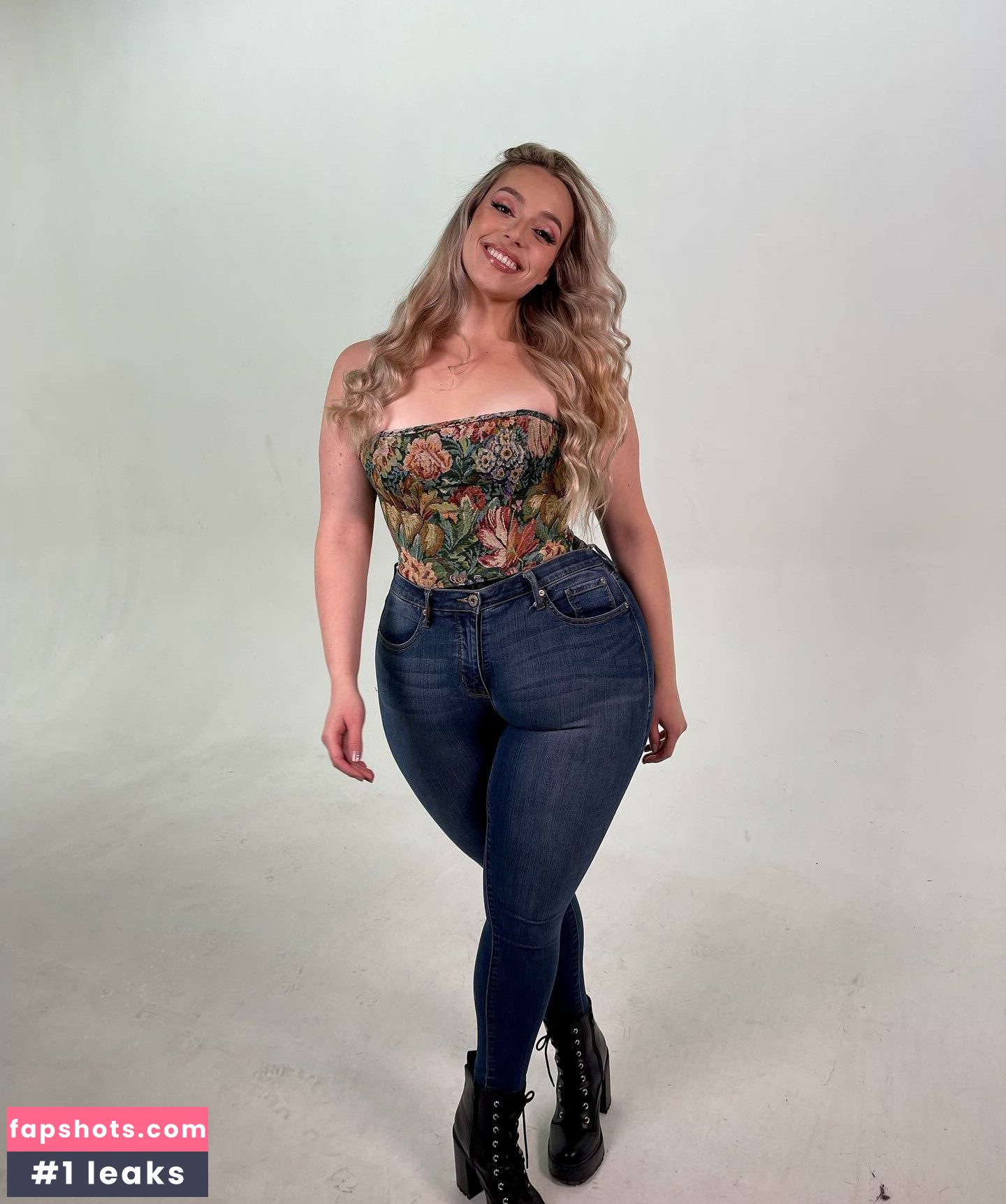 Grace Kinstler Nahé úniky fotek pouze od fanoušků #12 - Fapshots