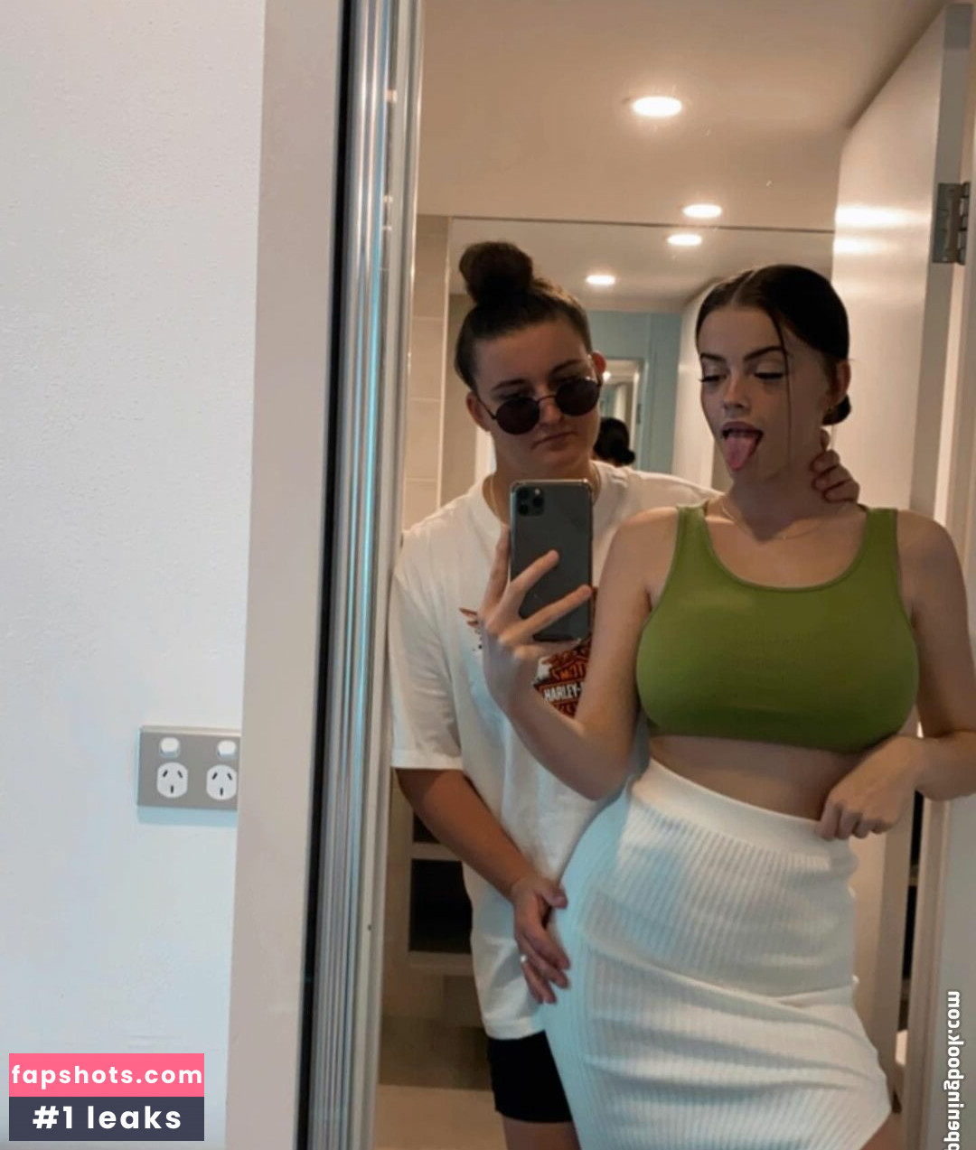 Grace Laura Nude Leaks OnlyFans Photos #8 - Fapshots