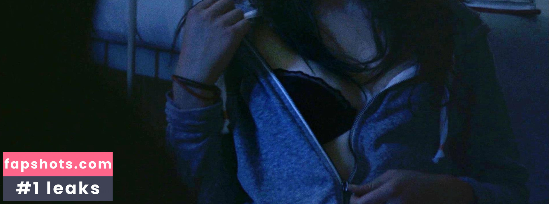 Grace Phipps gallery photo #3