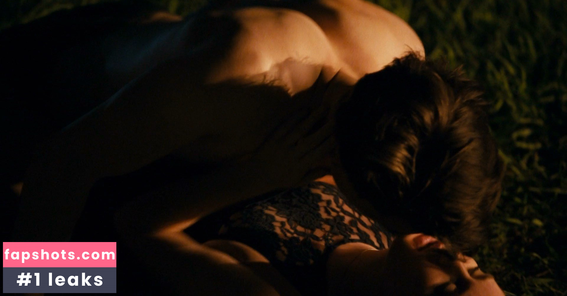 Grace Victoria Cox Nacktheit OnlyFans Fotos #2 - Fapshots