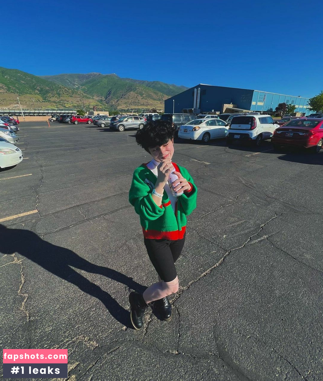 Graceful.Addison gallery photo #6