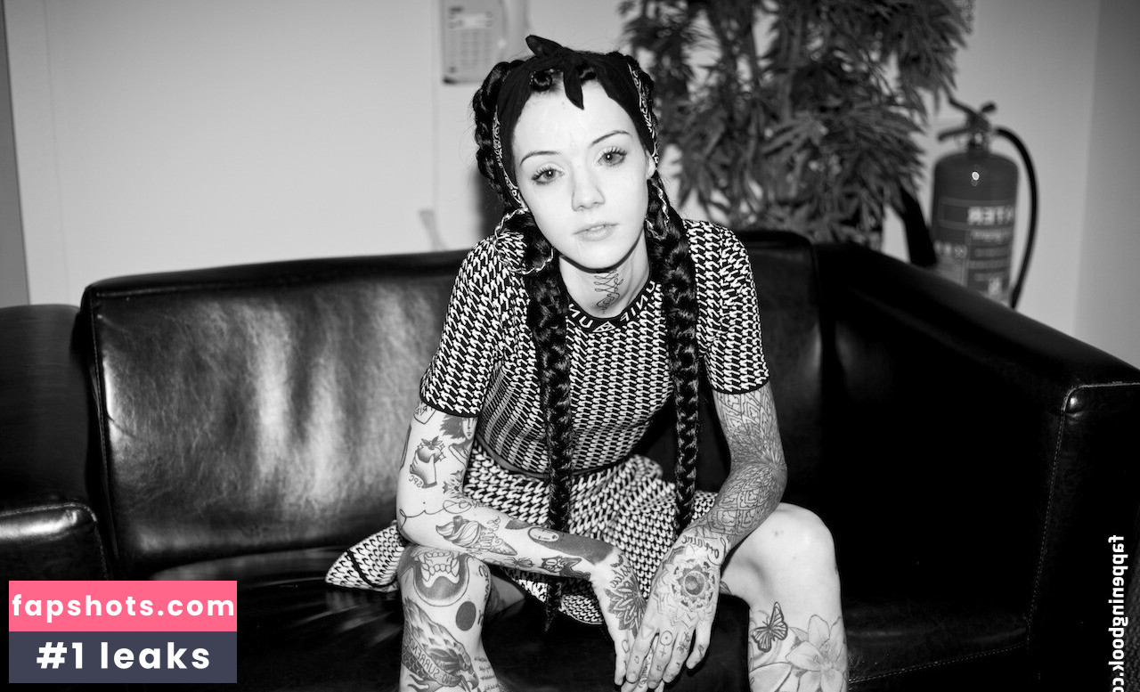 graceneutral gallery photo #7