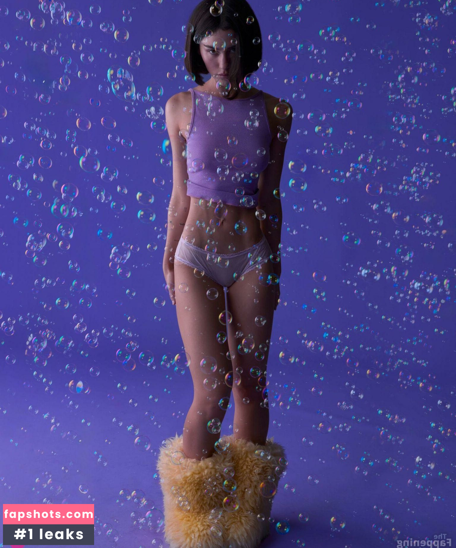 Gracie Abrams gallery photo #112