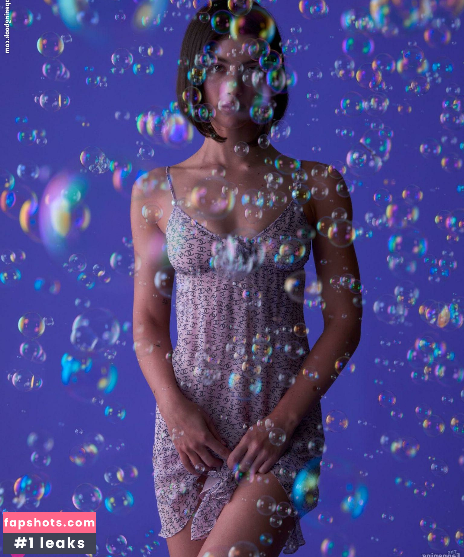 Gracie Abrams gallery photo #116