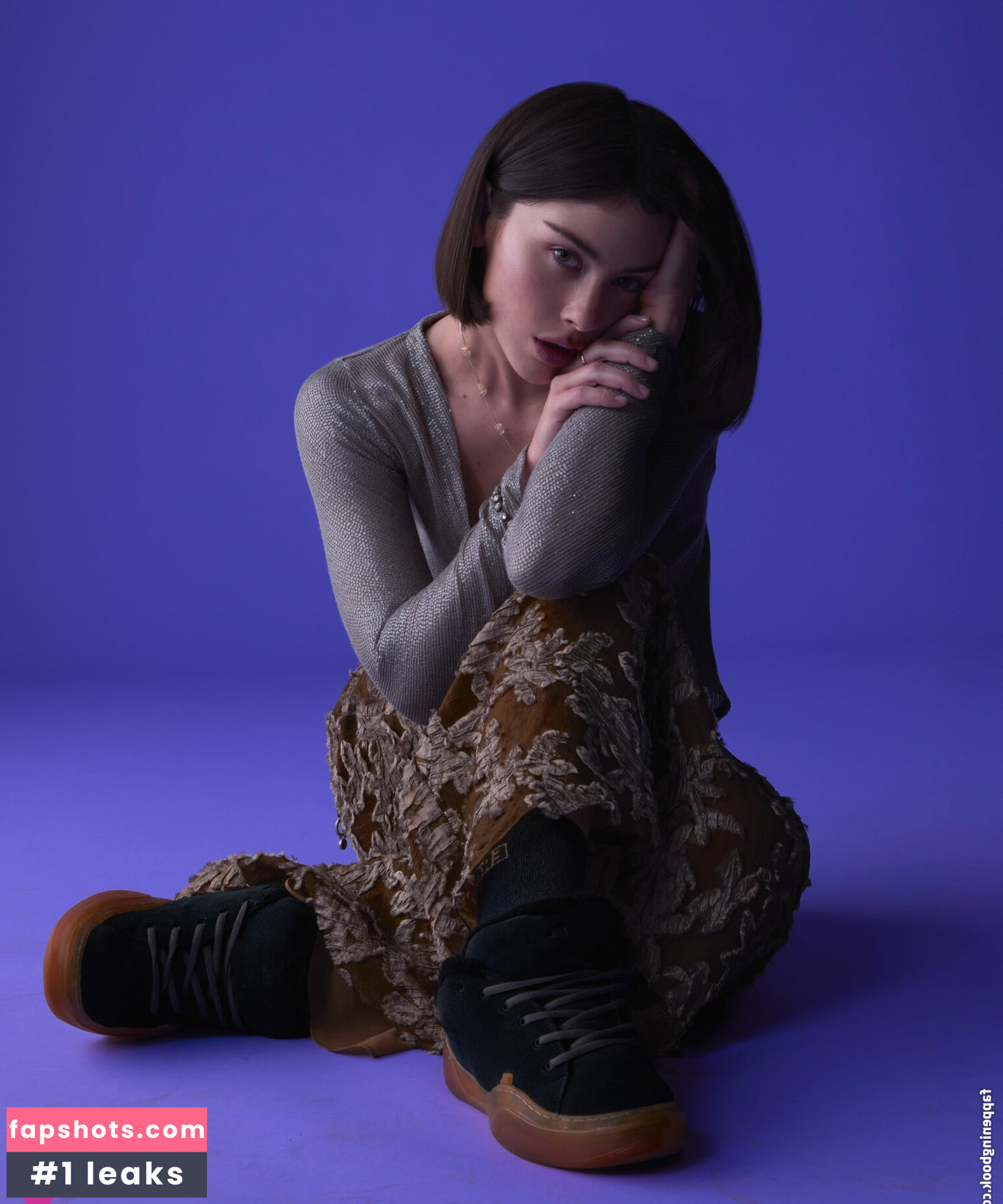 Gracie Abrams gallery photo #126