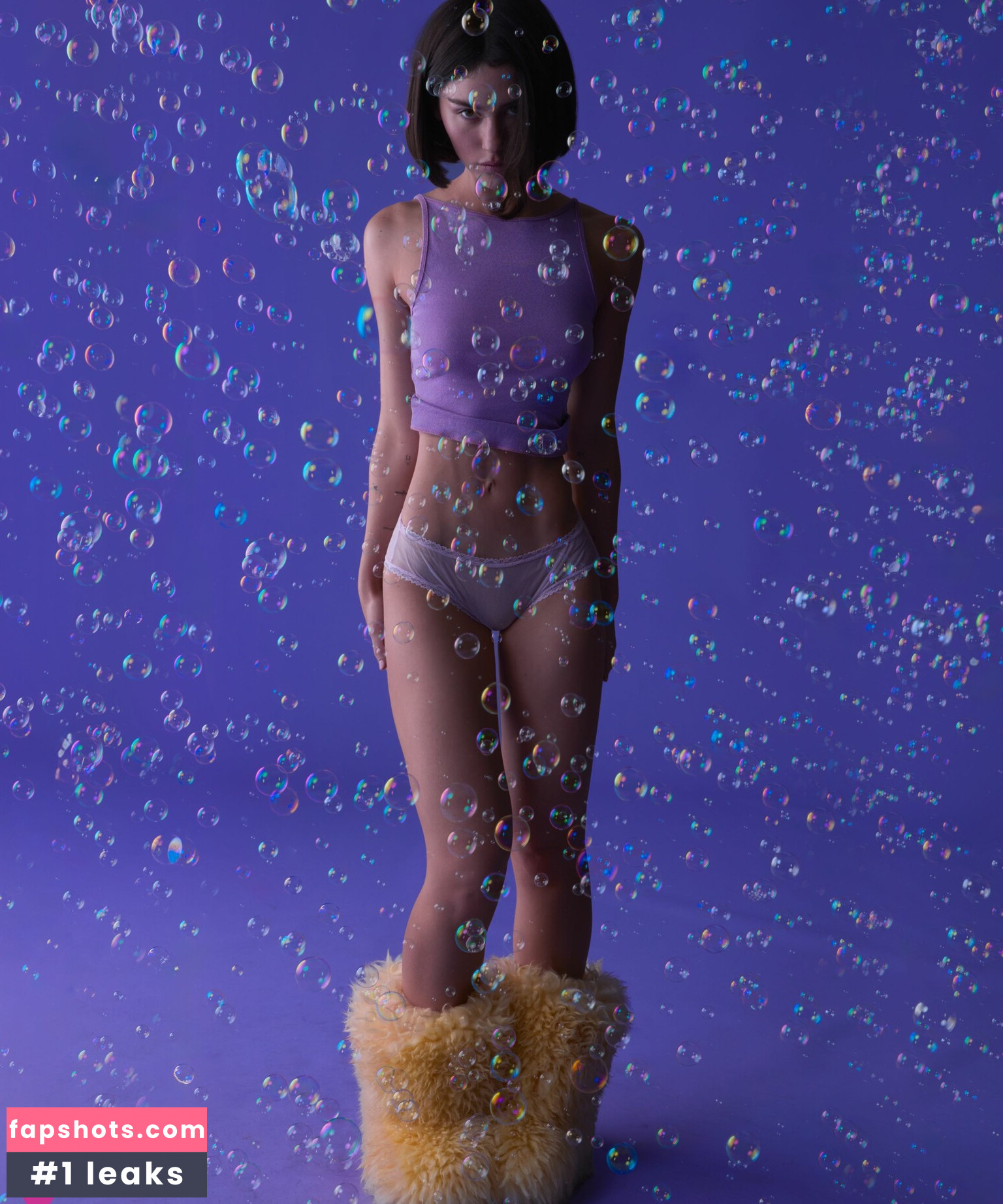 Gracie Abrams gallery photo #128