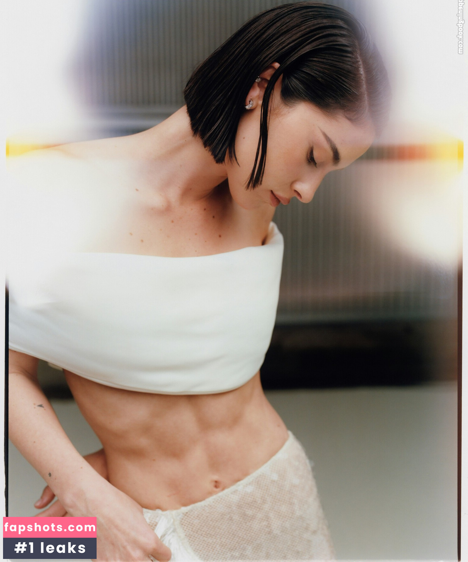 Gracie Abrams gallery photo #139