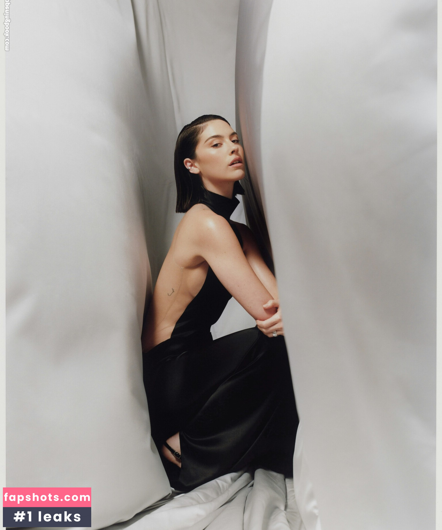 Gracie Abrams gallery photo #142