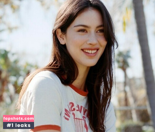 Gracie Abrams gallery photo #16