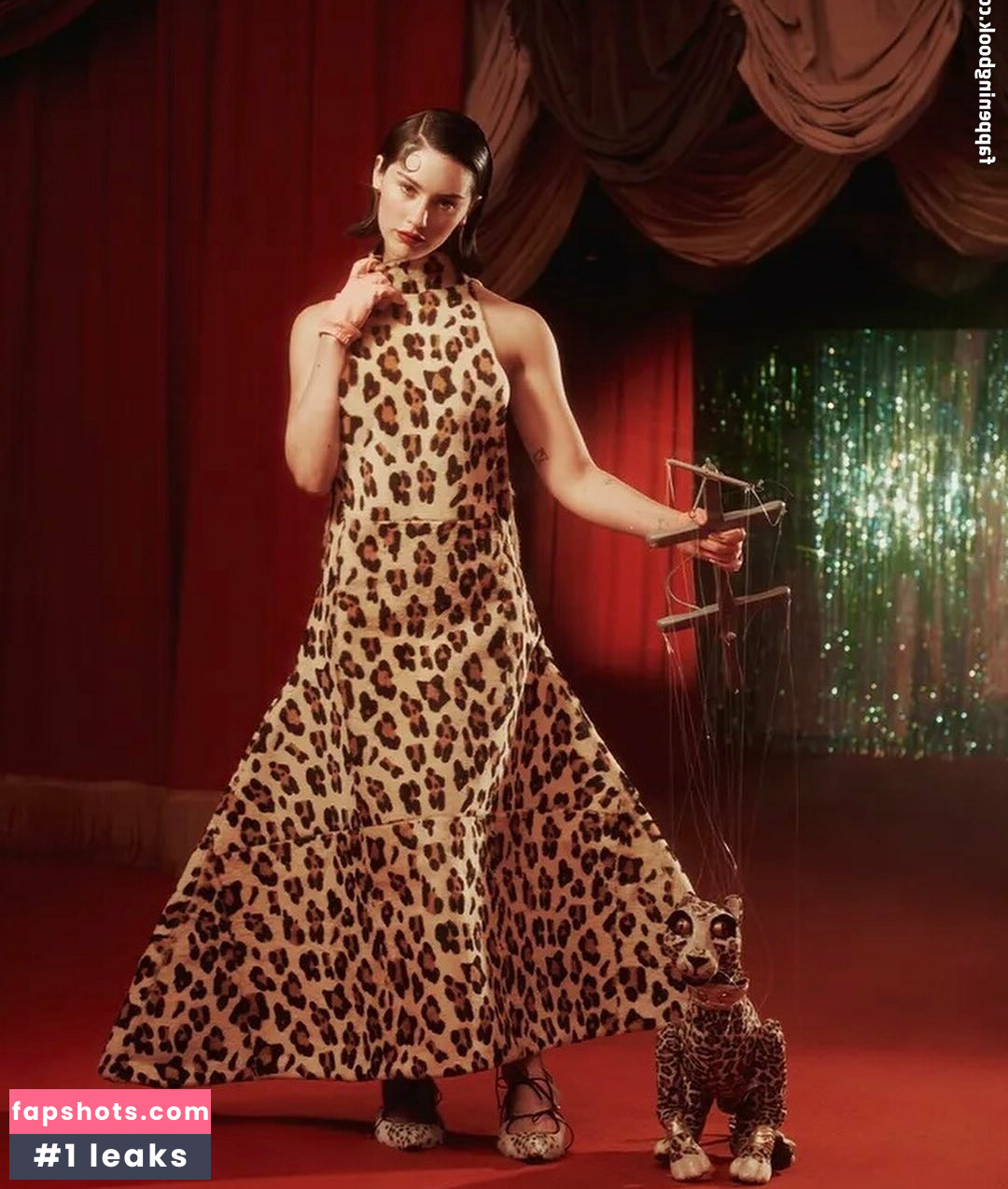 Gracie Abrams gallery photo #171