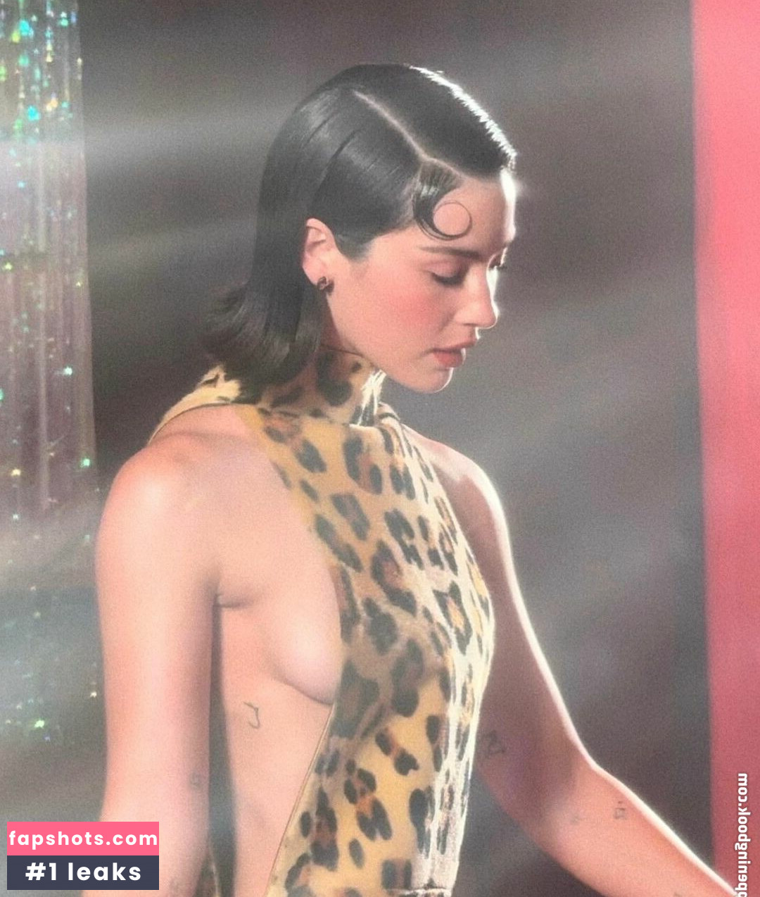 Gracie Abrams gallery photo #178