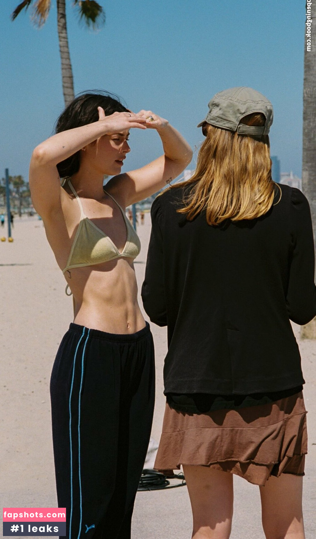 Gracie Abrams gallery photo #197