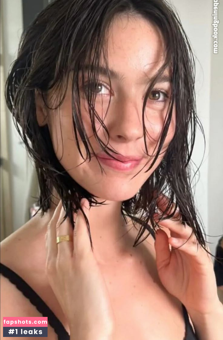 Gracie Abrams gallery photo #29