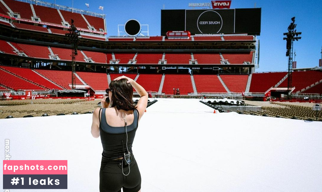 Gracie Abrams gallery photo #288