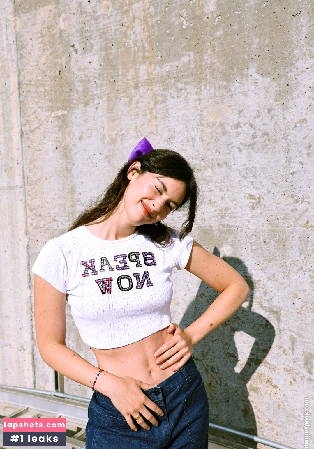 Gracie Abrams gallery photo #301