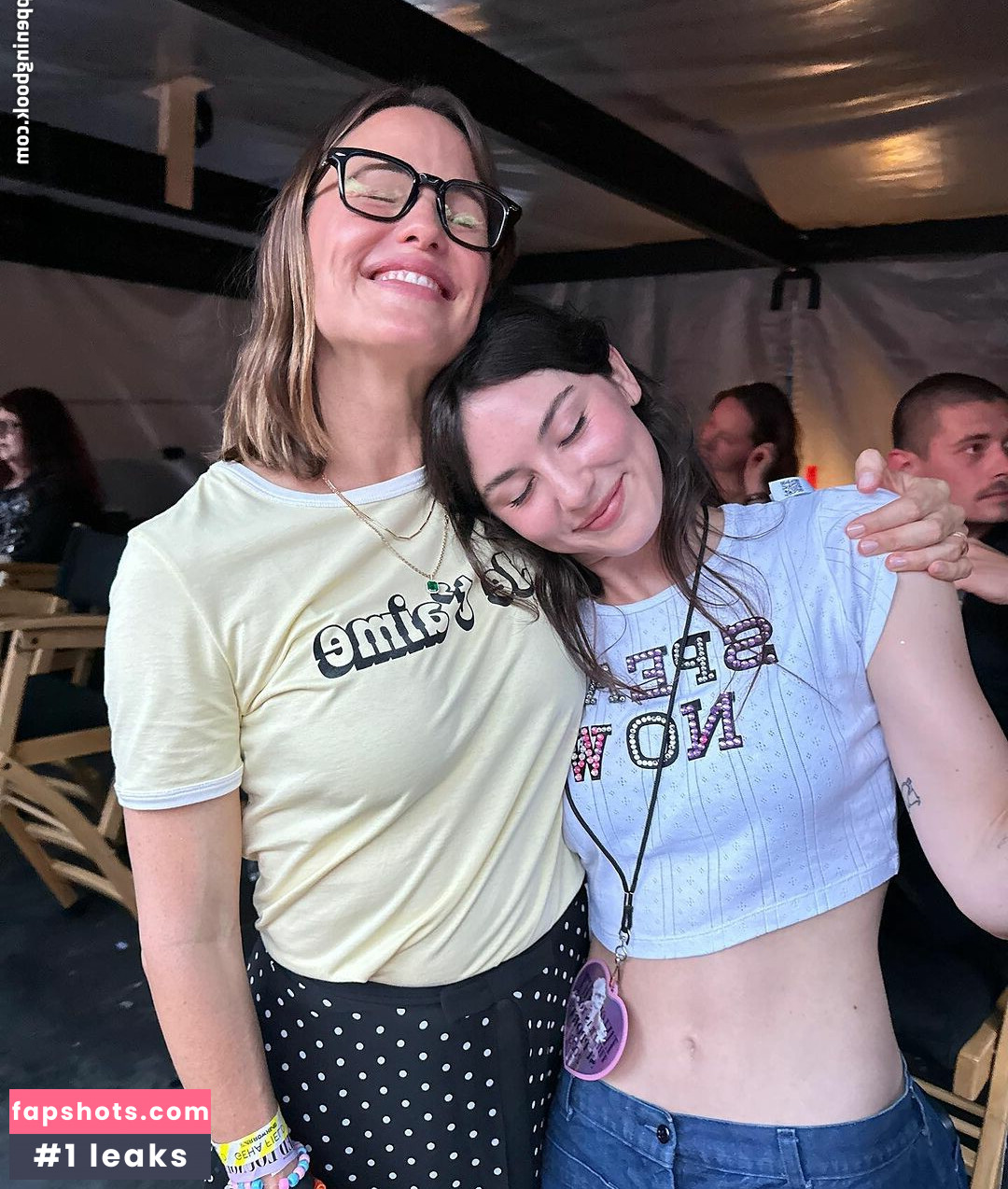 Gracie Abrams gallery photo #302