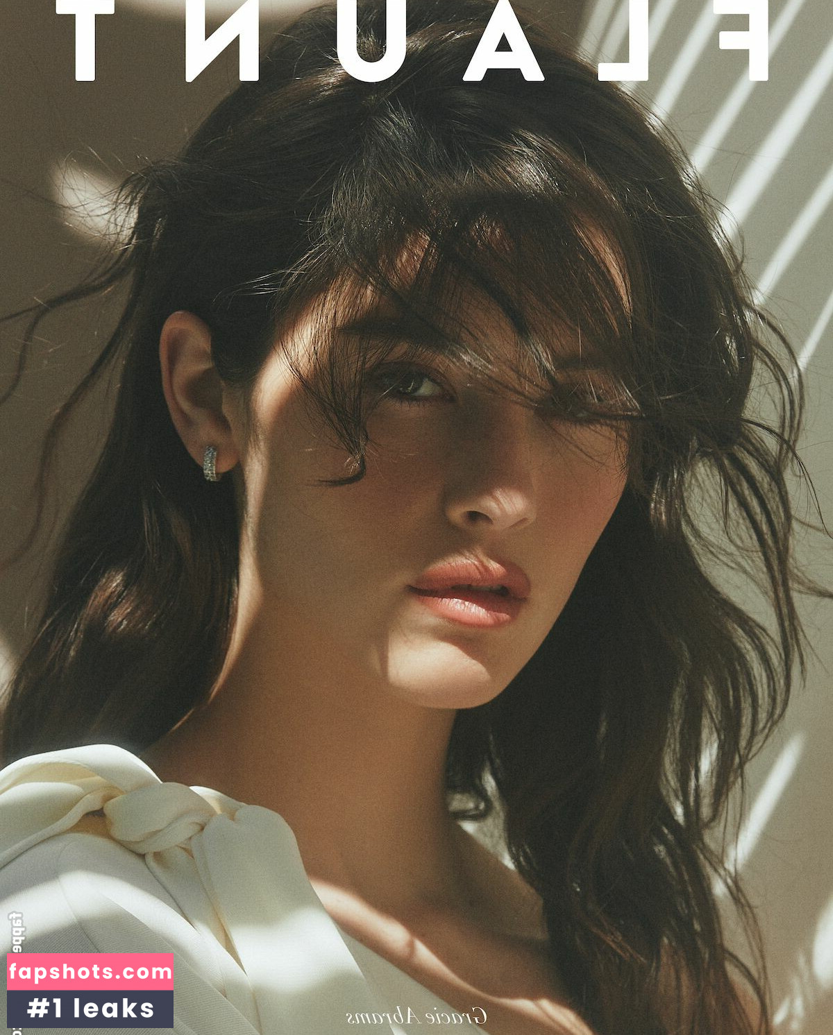 Gracie Abrams gallery photo #309