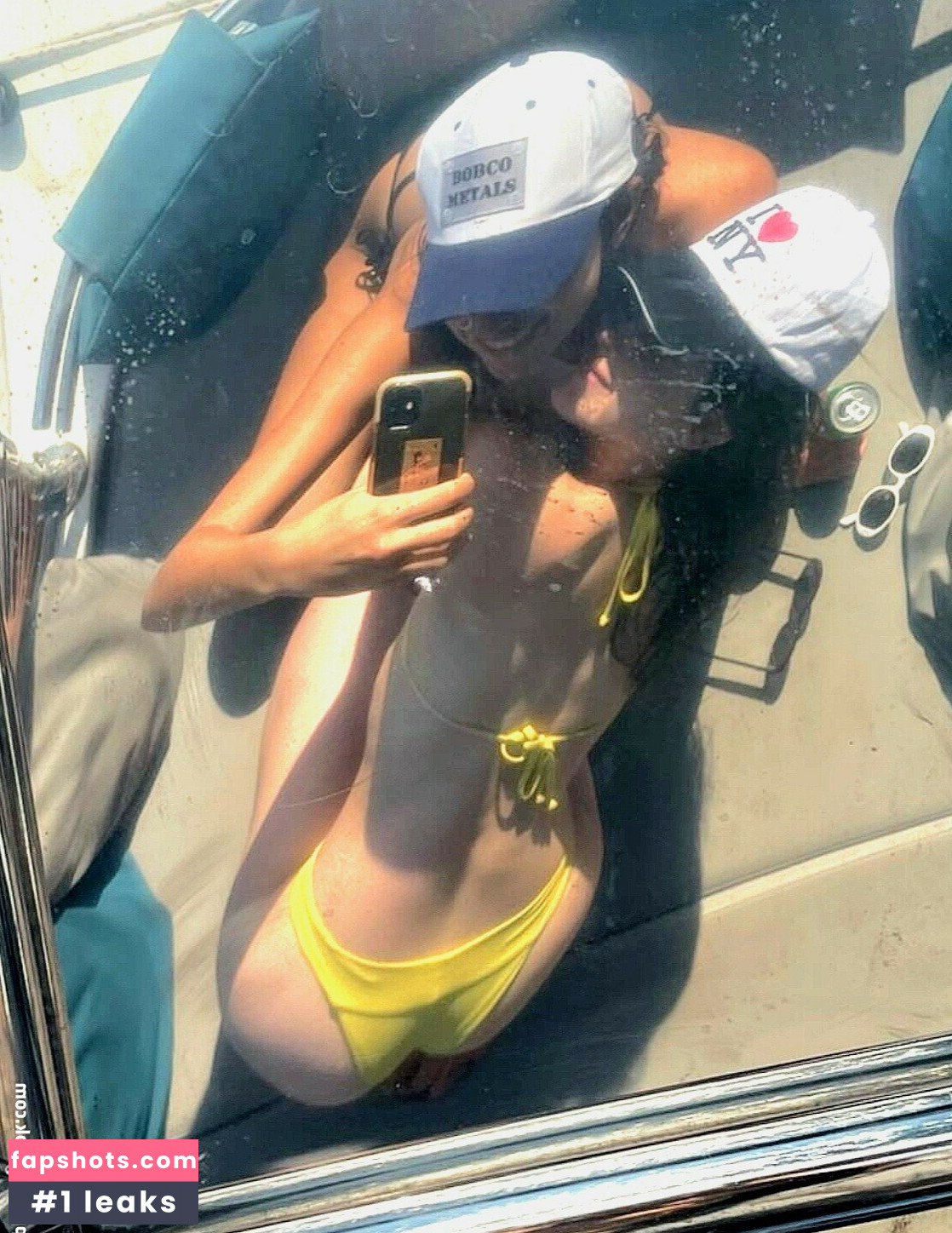 Gracie Abrams gallery photo #336