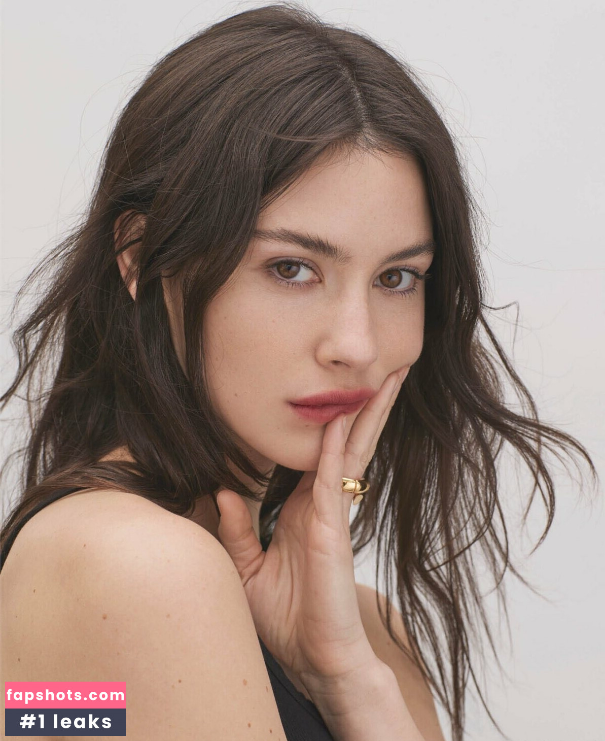 Gracie Abrams gallery photo #338